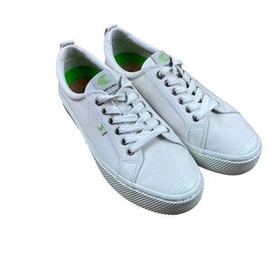 Cariuma Shoes Sneakers Lace Up Low Top White Canvas Men's 10 Women’s  11.5
